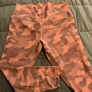 Lululemon Align 25” High Rise Pant EUC